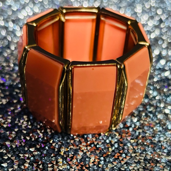 LOFT | STRETCH | CHUNKY | BLOCK | BRACELET |
CREAMSICLE | GOLD | OSFA | - Picture 11 of 13